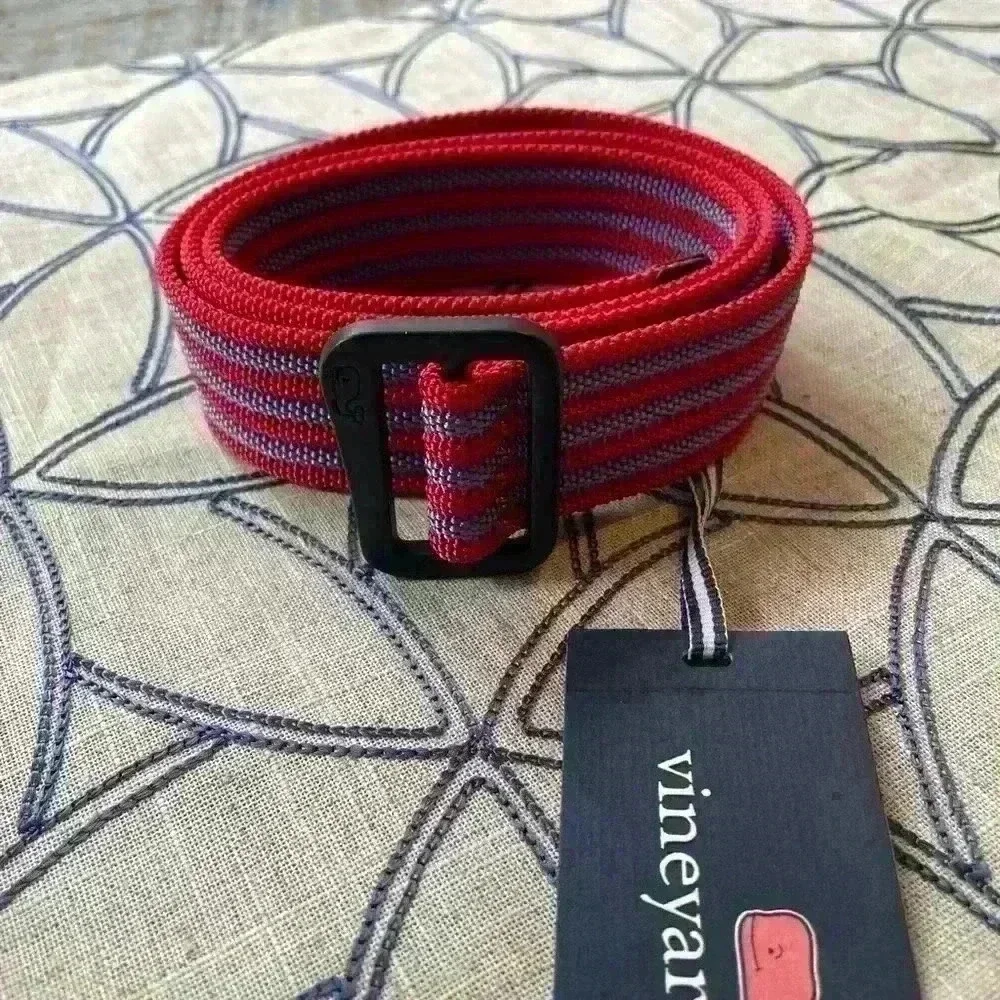 NWT Vineyard Vines Friction Stripe Tech Belt in Patriot Red, Youth XL